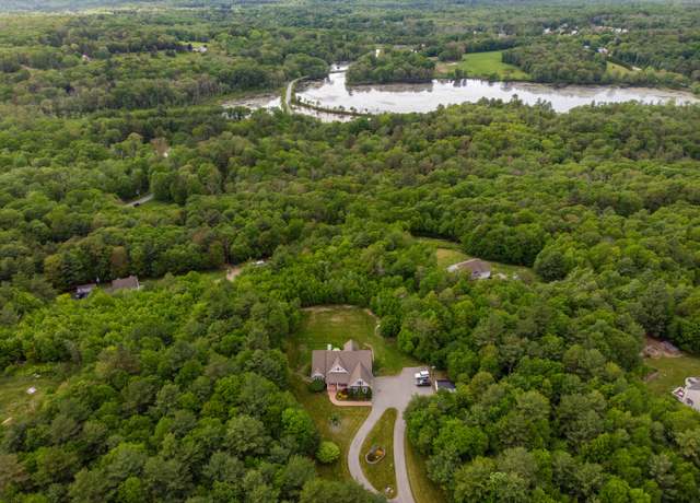 Property at 79 Pine Knolls Dr, Killingly, CT 06241, 4 beds, 3.5 baths
