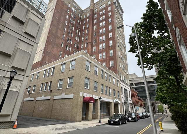 Property at 124 Court St #702, New Haven, CT 06511, 1 bath