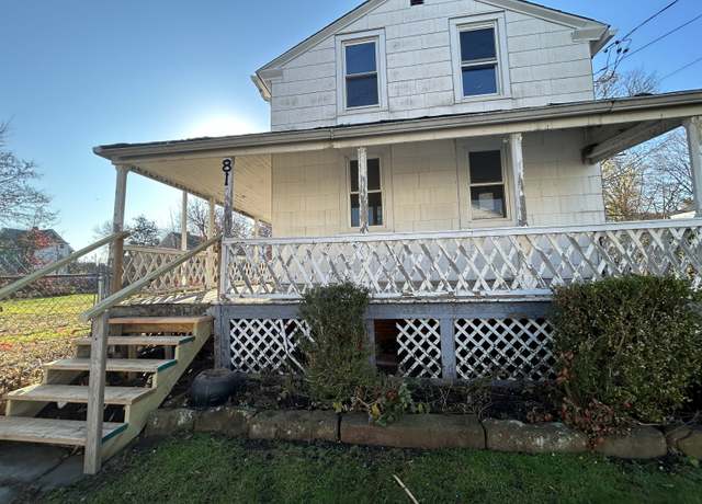 Property at 81 Governor St, East Hartford, CT 06108, 3 beds, 1 bath