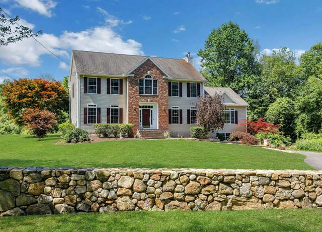 Property at 64 Thompson St, Shelton, CT 06484, 3 beds, 2.5 baths