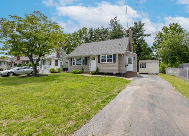 Property at 15 Farm Ct, New Britain, CT 06051, 3 beds, 1 bath