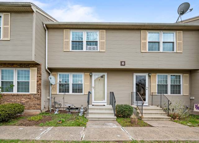 Property at 6 Countryside Ln #4, Middletown, CT 06457, 2 beds, 1.5 baths