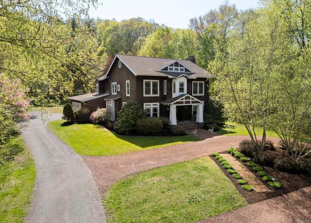 Property at 64 E Weatogue St, Simsbury, CT 06070, 5 beds, 5 baths