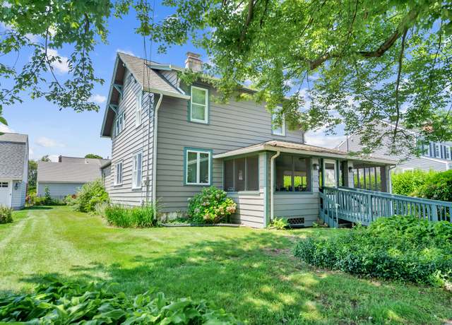 Property at 159 Jefferson St, Stratford, CT 06615, 3 beds, 2 baths