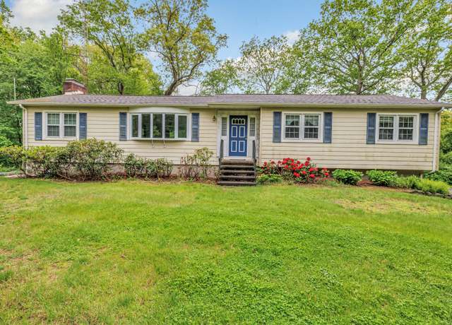 Property at 3 Dartmouth Dr, Shelton, CT 06484, 3 beds, 2 baths