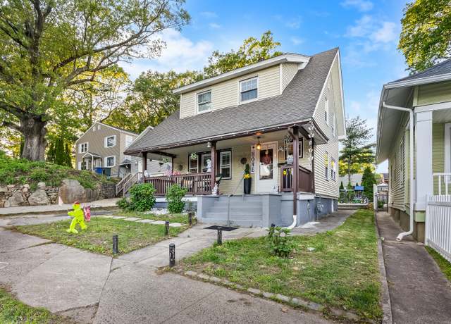 Property at 200 Jewett Ave, Bridgeport, CT 06606, 3 beds, 1 bath