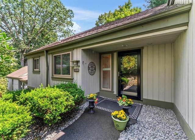 Property at 139 Heritage Vlg Unit B, Southbury, CT 06488, 2 beds, 2 baths