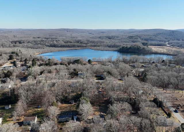 Property at 23A Tanglewood Dr, Preston, CT 06365