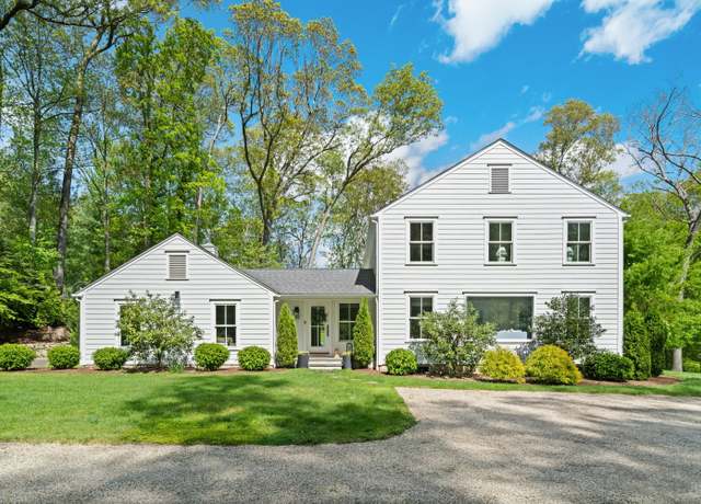 Property at 289 Wahackme Rd, New Canaan, CT 06840, 4 beds, 3.5 baths