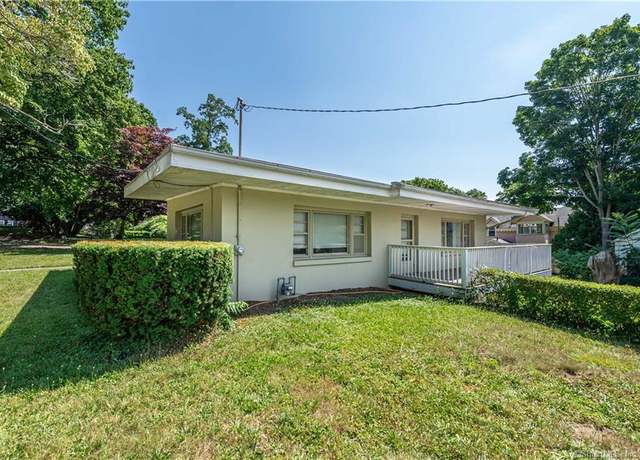 Property at 89 Rockwell St, Norwich, CT 06360, 3 beds, 2 baths