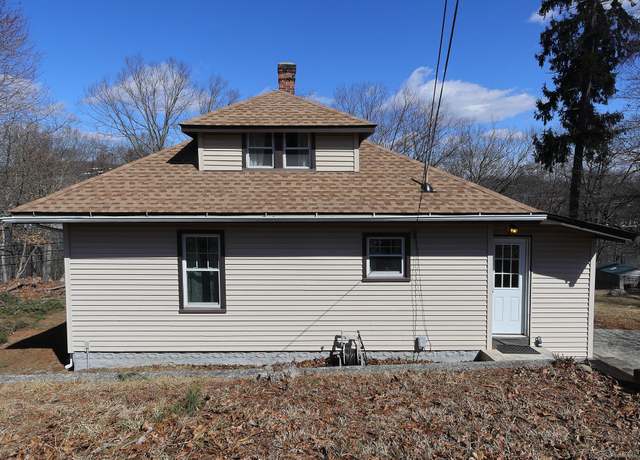 Property at 131 New St, Shelton, CT 06484, 2 beds, 1 bath