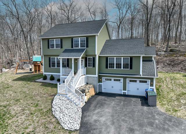 Property at 42 Bittersweet Dr, Ledyard, CT 06335, 4 beds, 2.5 baths