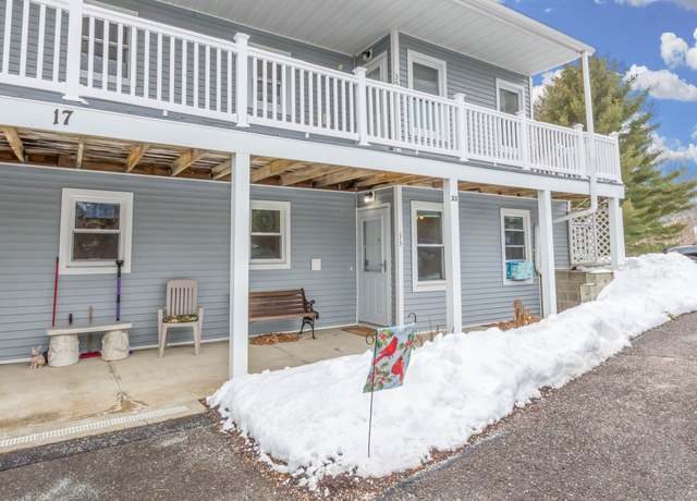 Property at 33 Senior Dr #33, Monroe, CT 06468, 1 bed, 1 bath