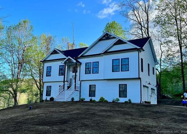 Property at 140 Corbin Rdg, Bristol, CT 06010, 3 beds, 2.5 baths