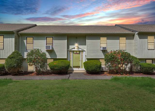 Property at 160 Aspetuck Vlg #160, New Milford, CT 06776, 1 bed, 1 bath