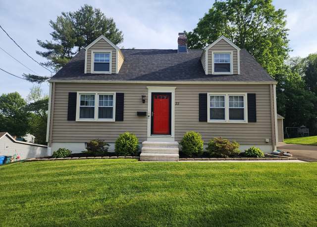 Property at 22 Cumpstone Dr, Hamden, CT 06518, 3 beds, 2 baths