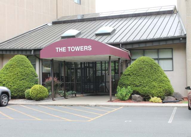 Property at 106 Putter Dr #106, Wallingford, CT 06492, 2 beds, 2 baths