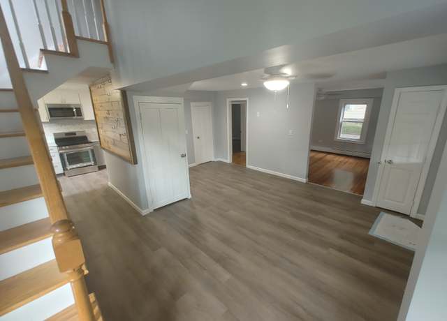 Property at 15 Stock Place St, Manchester, CT 06042, 3 beds, 2 baths