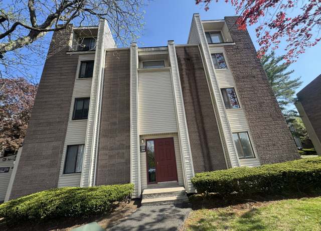 Property at 264 Burgundy Hill Ln #264, Middletown, CT 06457, 1 bed, 1 bath