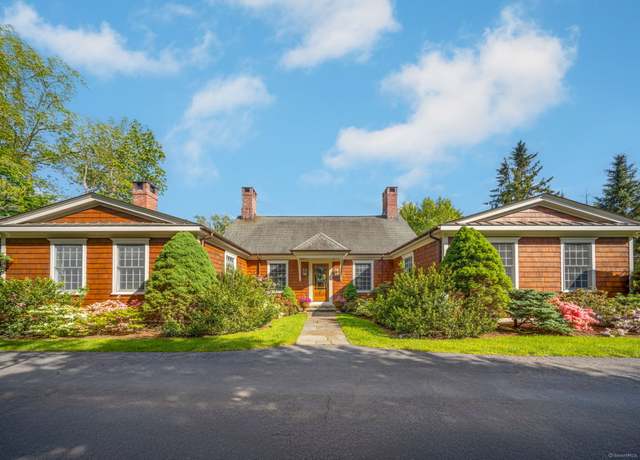 Property at 31 West Ln, Ridgefield, CT 06877, 4 beds, 4 baths