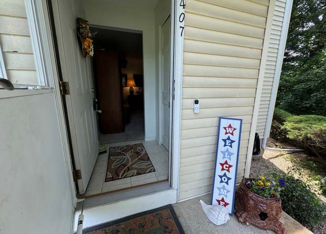 Property at 229 Branford Rd #407, North Branford, CT 06471, 2 beds, 1 bath