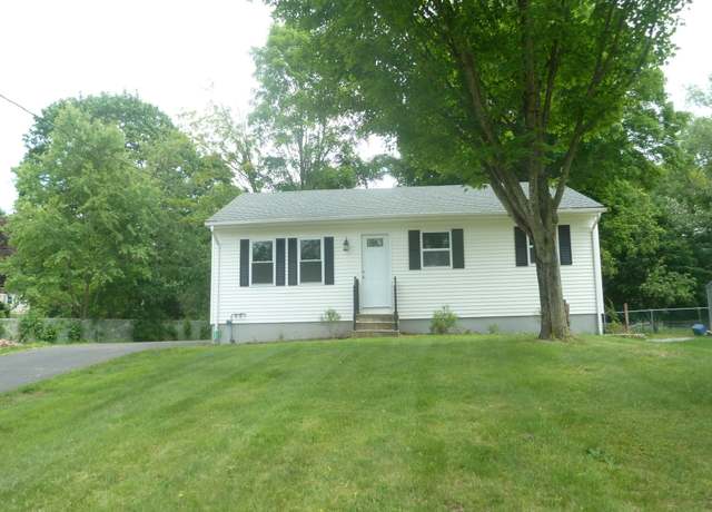Property at 23 New York Rd, Montville, CT 06370, 3 beds, 1 bath