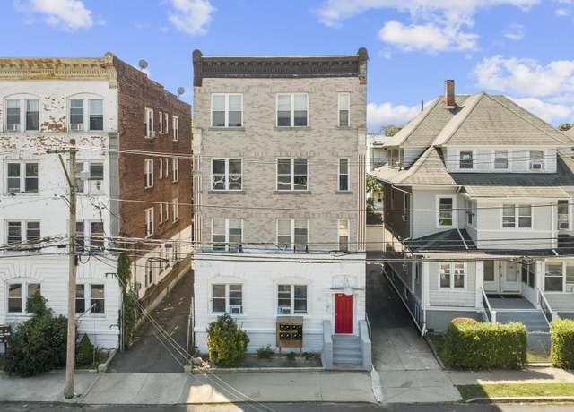 Property at 31 Whittier St, Bridgeport, CT 06605, 16 beds, 8 baths