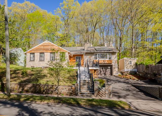 Property at 95 Marvelwood Dr, New Haven, CT 06515, 4 beds, 2.5 baths