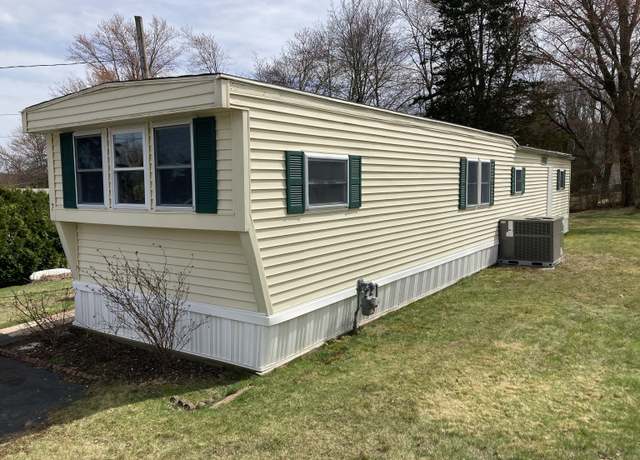 Property at 7 Cedar Grove Rd, Southington, CT 06489, 2 beds, 1 bath
