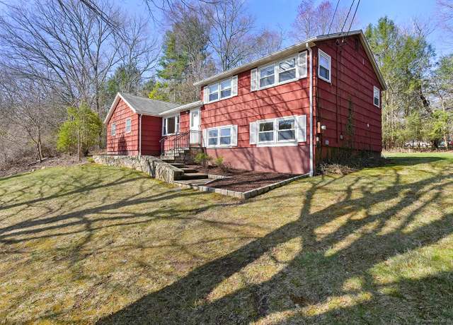 Property at 12 Green Knolls Ln, Newtown, CT 06470, 3 beds, 2 baths