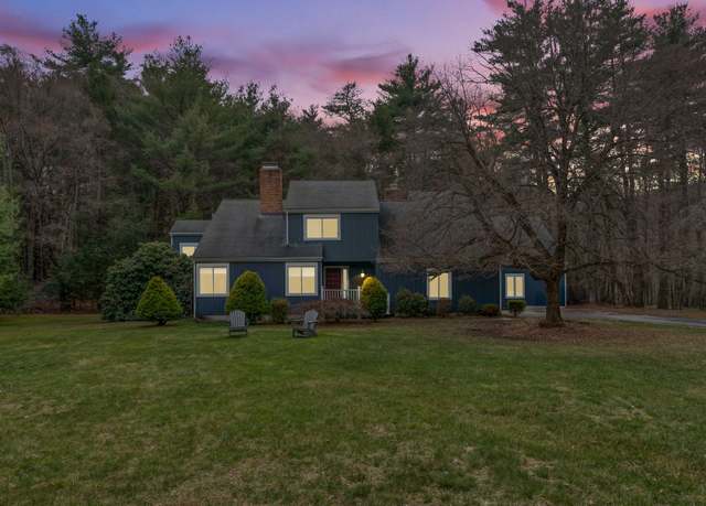 Property at 15 Smokey Ridge Rd, Simsbury, CT 06070, 4 beds, 3.5 baths