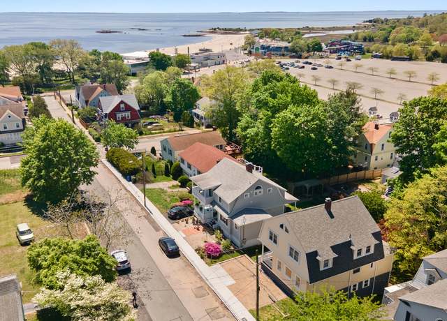 Property at 46 Park St, New London, CT 06320, 4 beds, 3 baths