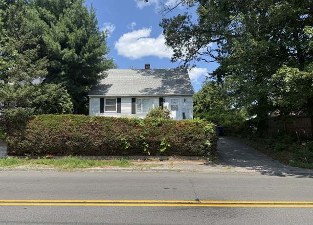 Property at 427 Sylvan Ave, Waterbury, CT 06706, 4 beds, 2 baths