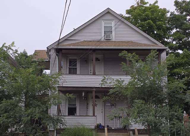 Property at 218 Oak Ave, Torrington, CT 06790, 6 beds, 2 baths
