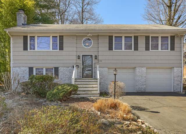 Property at 152 Valley Rd, Greenwich, CT 06807, 4 beds, 3 baths