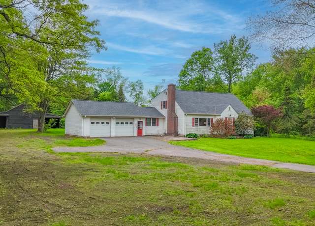 Property at 46 Newberry Rd, East Windsor, CT 06088, 6 beds, 2 baths