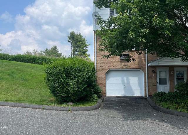 Property at 24 Blueridge Dr Apt K-1, Waterbury, CT 06704, 2 beds, 1.5 baths