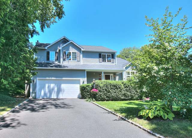 Property at 28 Elm St, Fairfield, CT 06824, 4 beds, 2.5 baths