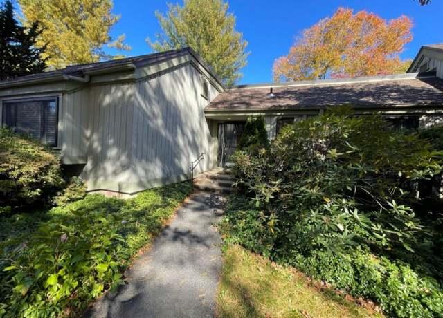 Property at 702 Heritage Vlg Unit A, Southbury, CT 06488, 3 beds, 2 baths