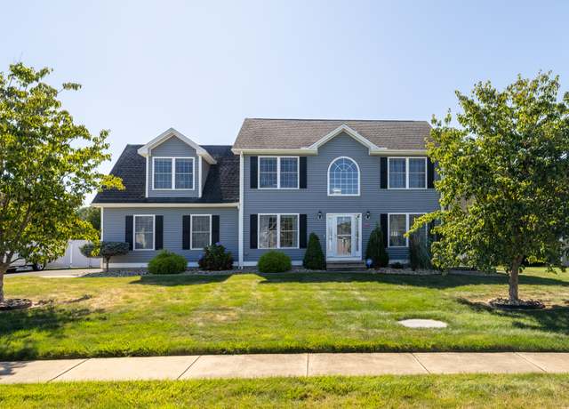 Property at 178 Empress Dr, Southington, CT 06489, 4 beds, 2.5 baths