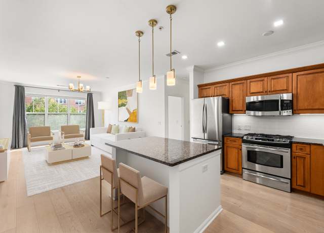 Property at 850 E Main St Apt 330, Stamford, CT 06902, 2 beds, 2 baths