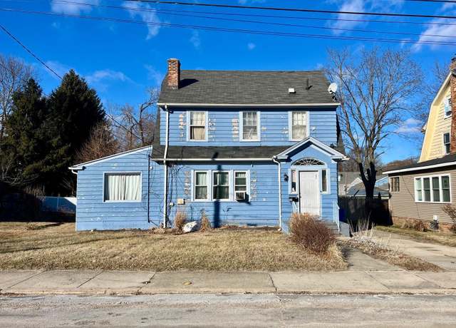 Property at 52 Kaytonne Ave, Waterbury, CT 06710, 3 beds, 1.5 baths