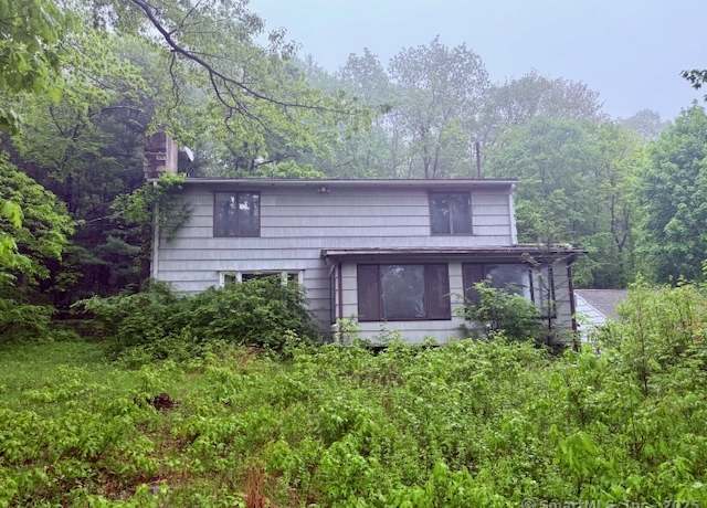 Property at 31 Jackson Dr, Trumbull, CT 06611, 3 beds, 1.5 baths