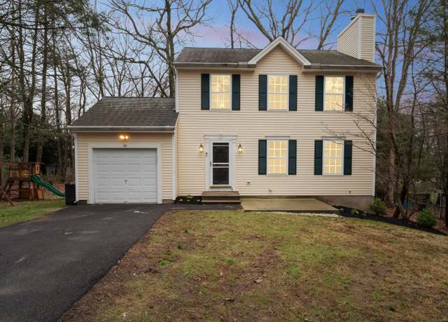 Property at 11 Priscilla Rd, West Haven, CT 06516, 4 beds, 3.5 baths
