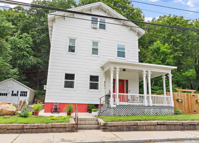 Property at 85 W Thames St, Norwich, CT 06360, 5 beds, 2 baths