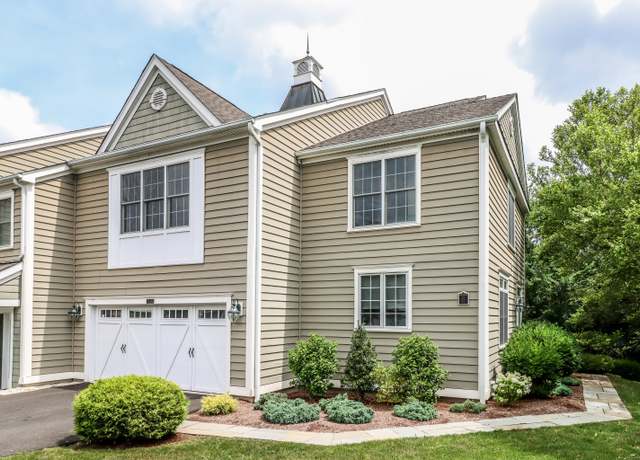 Property at 21 Great Heron Ln #21, Brookfield, CT 06804, 3 beds, 3.5 baths