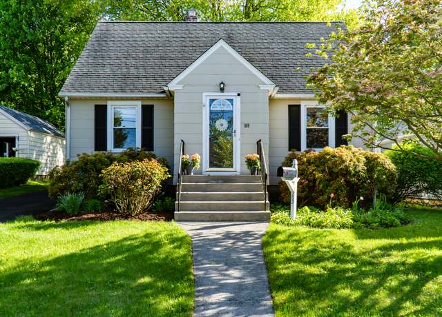 Property at 169 Laughlin Rd E, Stratford, CT 06614, 3 beds, 1 bath