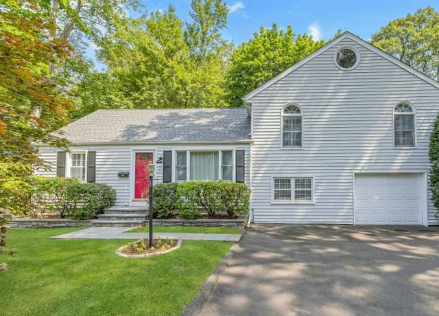 Property at 123 Knapp St, Stamford, CT 06907, 3 beds, 2 baths