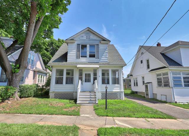 Property at 7 Alma St, Waterbury, CT 06705, 4 beds, 1.5 baths