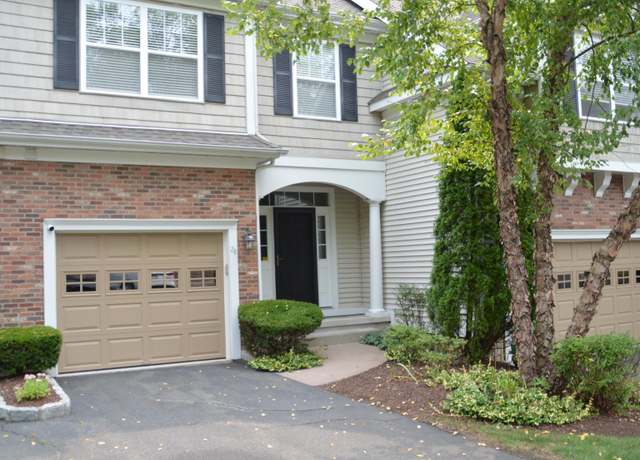 Property at 28 Goodwin Cir #28, Hartford, CT 06105, 3 beds, 2.5 baths